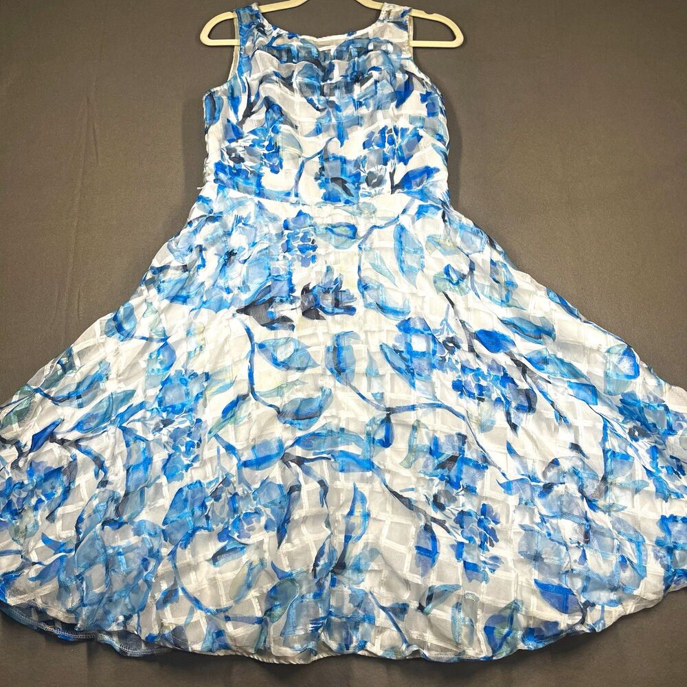 Danny & Nicole Blue White Floral Fit & Flare Scoop Neck Knee Dress Zip Size 6